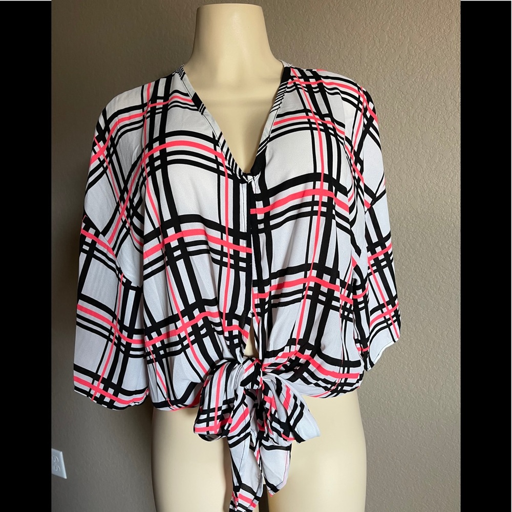 NEW Hanna and Gracie Flattering Hi Lo Blouse Plaid